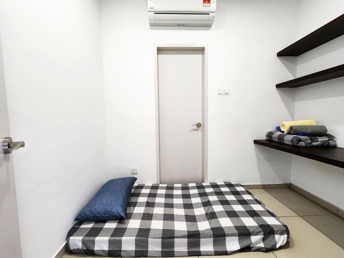 Lavender Suite # Shah Alam I-City Block B Homestay # 2R1B #Free Wifi & Parking Buitenkant foto